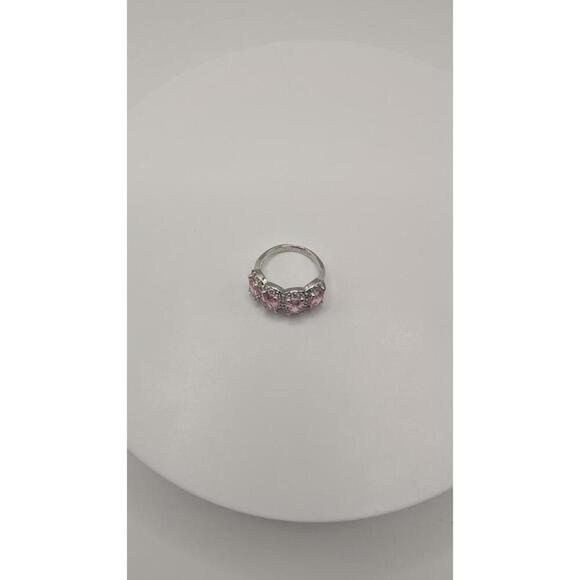 Elegant Pink Stone Cocktail Ring Size 7 - Picture 6 of 9